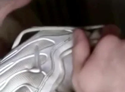 The slut Leo Senthy fucked bareback by Tim Cosla in sneakers