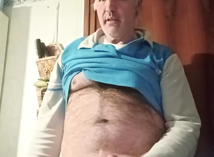 A Wank in My Bathroom Before Going to Sleep!