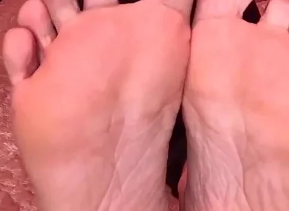 Just Sit Back and Jerk off to My Feet