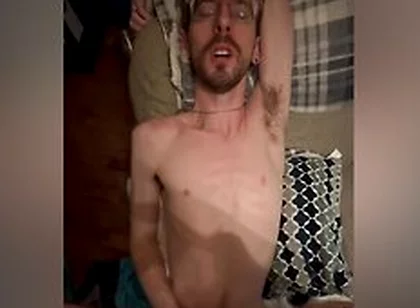Skinny Twink Alyx Tyr Gets Used By Magnus Novem