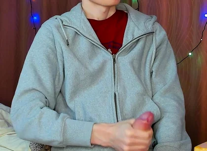 Huge Load Builds as Twink Imagines Friend Sucking