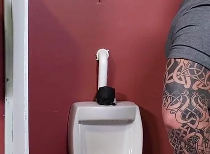 Menover30 meet me at the gloryhole