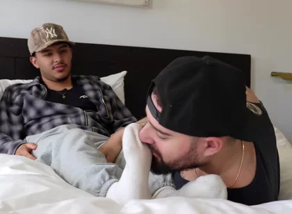 Latino masters feet cum load