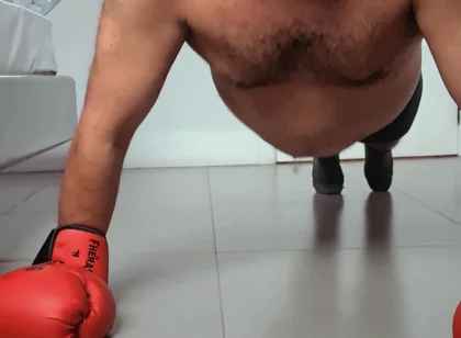 Bearzinho Black - POV Boxing Domination (hotel Roleplay)