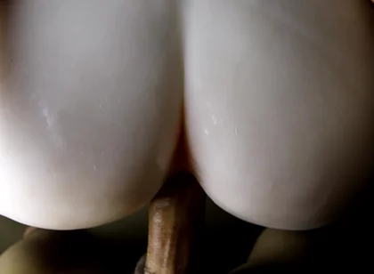 Big White Ass and Deep Anal Orgasm!