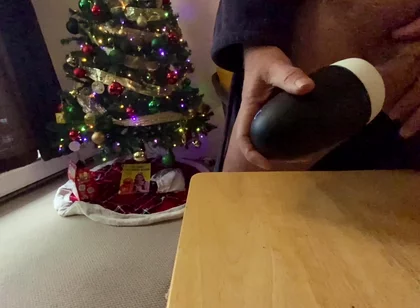 Xmas Wank Toy Slomo