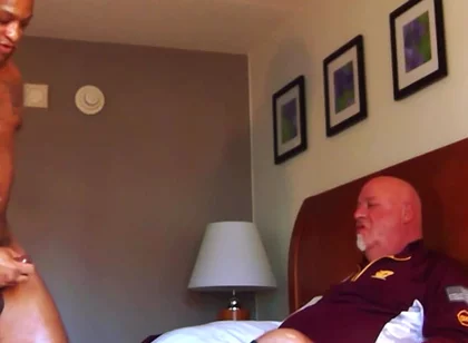 Coach Gives Massage - and Gets a Lot More!