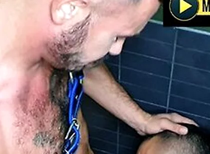 Diego Sphynx Throats Before Raw Breeding Rudalo In The Bathroom