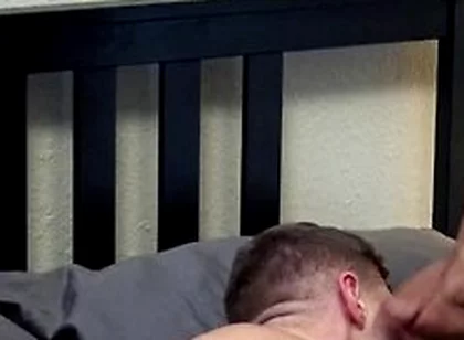 Dominant Hunk Breeds Obedient Twink - Jax Thirio