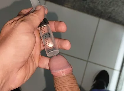 Extreme Application to the Syringe Inside the Glans!!