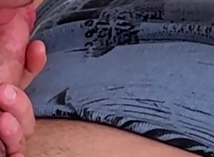 Gives a Deepthroat to a Friend While He Plays on the Phone