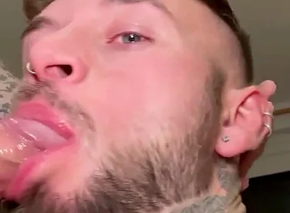 Sloppy Blowjob on Thick Uncut Cock