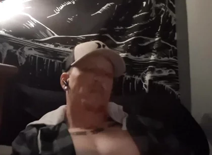 Jerking off to Porn for a Massive Cumshot