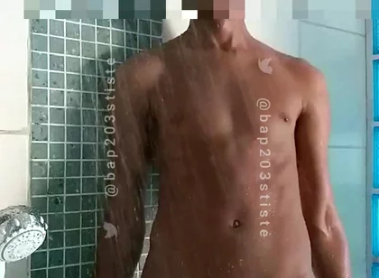 Slow Motion in the Shower