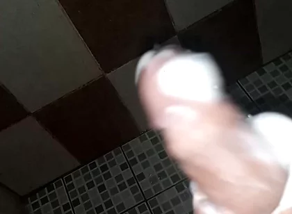 Guy Takes the Shower to Masturbate