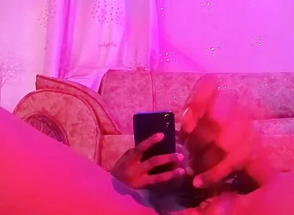 Sexy Big Butt Twink Jerks off