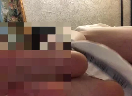 Young Twink Shows His Feet and Jerks off