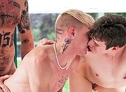 Kinky Chris Damned Prepares Harley Xavier & Adam Awbride For Double-ended Dildo