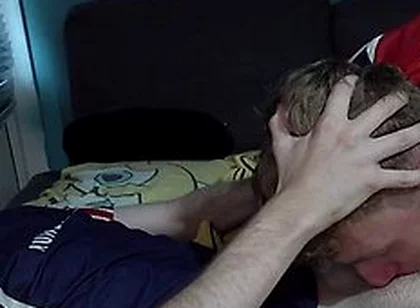 Multiple Cum Shots Twinks Soaks Strangers Bed