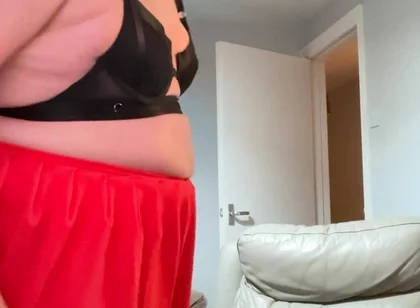 Horny Crossdresser so Want It Shared Guys