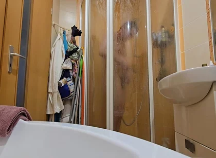 My Friend Let Me Take a Shower at Her Bathroom. She Has No Idea That I'm Filming Myself Doing It.