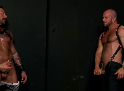 Hugh Hunter And Matt Stevens - Pounding Puss Until They Both Cum