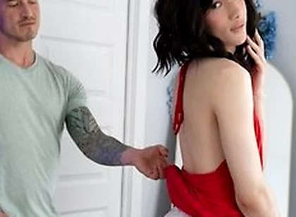 Aroused Stud Derek Kage Wants To Empty His Balls On Cute Femboy Daniel Tanner
