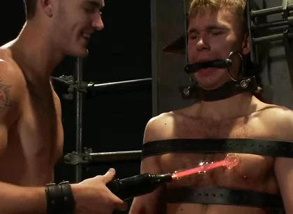 Christian Wilde And Zach Alexander In Bar Bondage Hookup 2