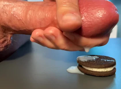 Slow-mo Oreo Cumshot: Dripping Sperm Load on Cookie Close-up!