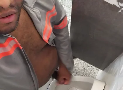 Toilet Masturbating
