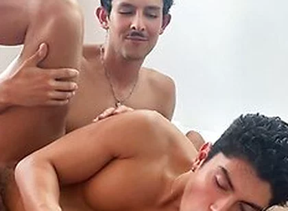 Alberto And Alfonso Invite Their Friend Enrique For A Home-cooked Dick Meal With Alfonso Osnaya, Alberto Chimal And Enrique Mudu