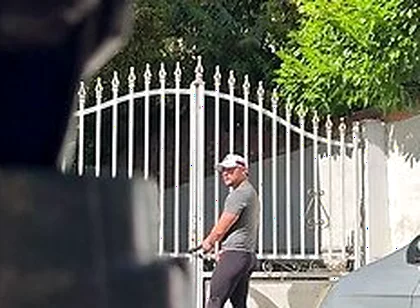 Andrew Wallker Spied By A Perv During Fitness Jerk And Intense Cumshot