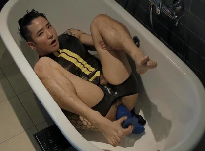 Yoshi Kawasaki - Japanese Dildoes Himself