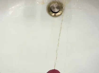 Sink Piss in Slow Motion