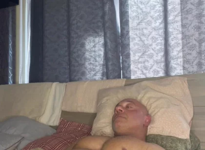 Long Wank From Bodybuilder Mr Guru. Jerk off