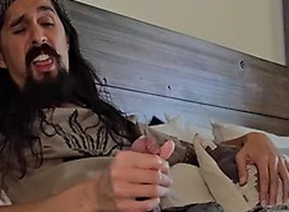 Maxx Stoner In Slater Vibes Cumshot 2