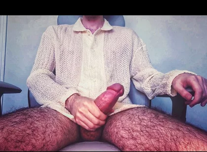 Famous Hollywood Actor with Huge Fat Cock Goes Viral!