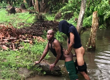 Nigerians Boys Where Caught Having Sex Inside a Swamp River with Bushes Rounding Them