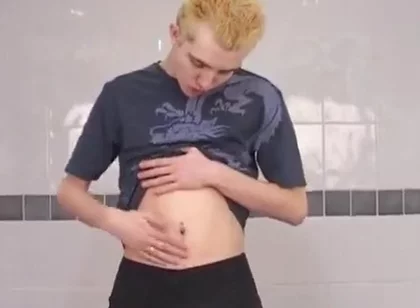 Luke In The Shower