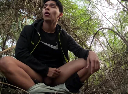 I Was Very Hot and Went to Masturbate in a Public Park