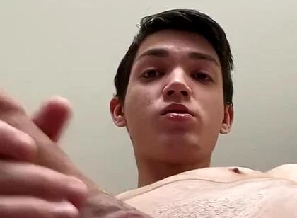 Jerking off an Unshaven Dick