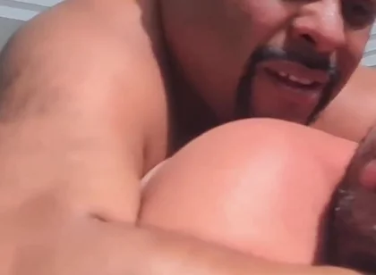 Bed Battle - Bear Wrestling Showdown (bearzinho Wins)