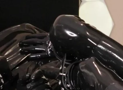 Rubber Target [target 1 - Anal Play]