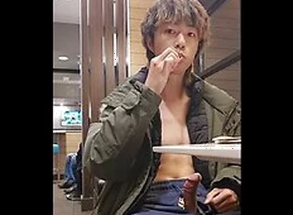 College Student 18+ Masturbating At Mcdonalds And Cum A Lot