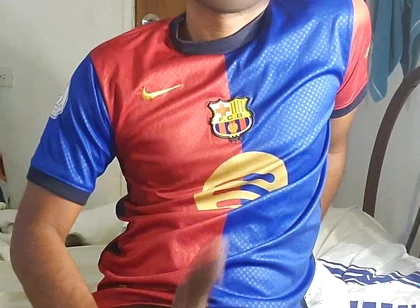 Hi, My Name Is Charly, I'm 22cm and I'm Active, I Masturbate with Both Hands