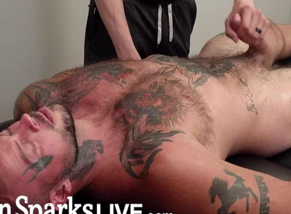 Hot Bodybuilder Blows Wad During Massage - Sean Duran