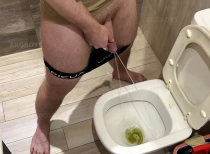 He Kisses My Big Hard Cock While I Pee
