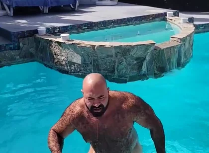 I Love Some Pool Time