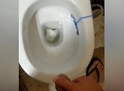 Morning Glory And Hard Piss In Wc (verified User)