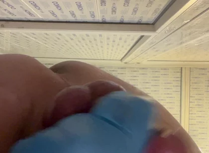 Masturbation with Cumshot Ending